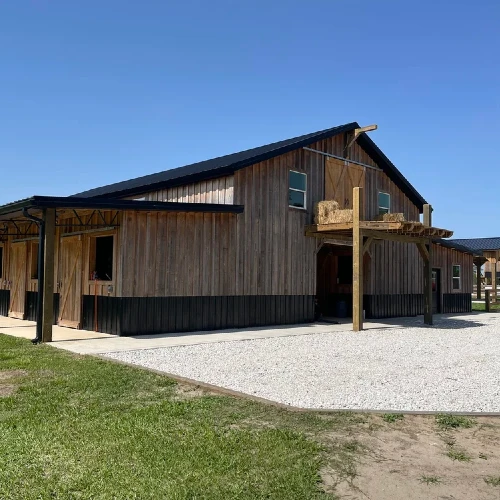 Barndominium wood siding